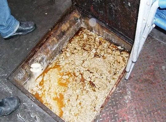 Limpeza de Caixa de Gordura em Cosmópolis